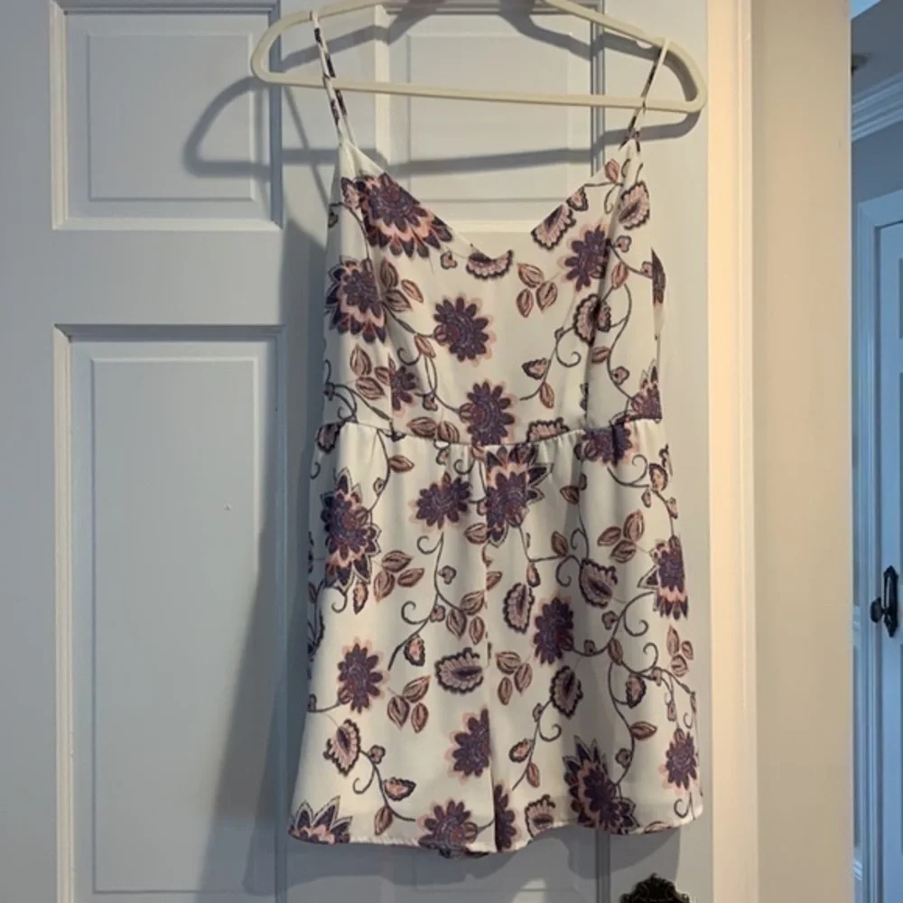 Peach love California woman’s flower print romper - Picture 3 of 10